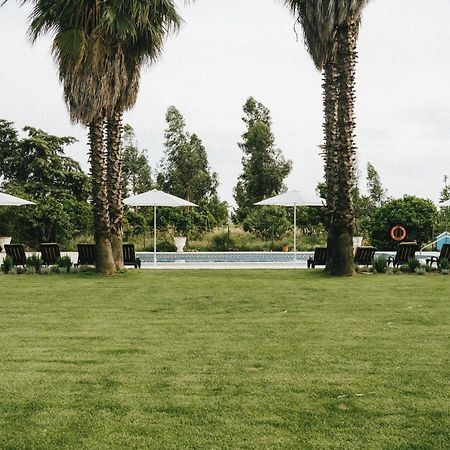 Vila Humus Farm Águas de Moura Exteriér fotografie